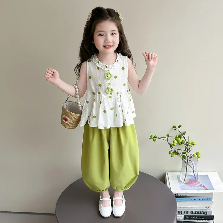 Girls' Summer Set Trendy, Baby Sweet Lace Collar Sleeveless Top, Mosquito Proof Lantern Pants Two-piece Set
Girls' Summer Set Trendy, Baby Sweet Lace Collar Sleeveless Top, Mosquito Proof Lantern Pants Two-piece Set