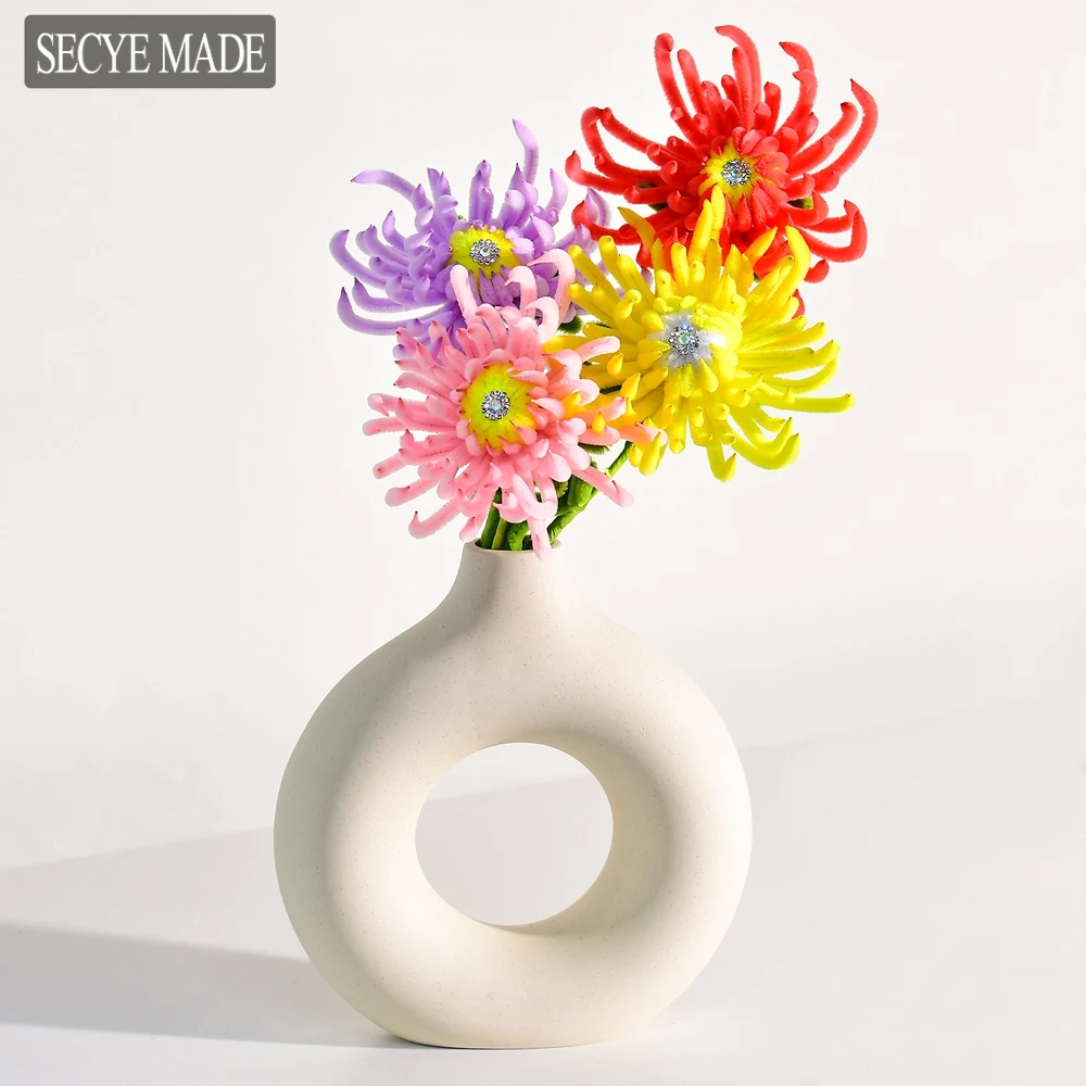 1/2/4PCS Artificial African Chrysanthemum Bouquet Multi-color Home Decoration Simulation Handicrafts Creative Art Ornaments K39
1/2/4PCS Artificial African Chrysanthemum Bouquet Multi-color Home Decoration Simulation Handicrafts Creative Art Ornaments K39