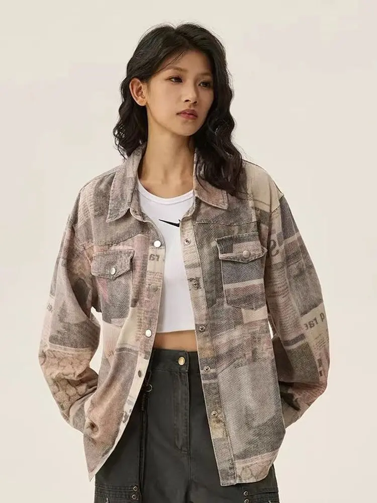 Американский ретро-джинсовый жакет с 3D-принтом газеты, свободный повседневный стиль, уличная мода, верхняя одежда для подростков
Американский ретро-джинсовый жакет с 3D-принтом газеты, свободный повседневный стиль, уличная мода, верхняя одежда для подростков