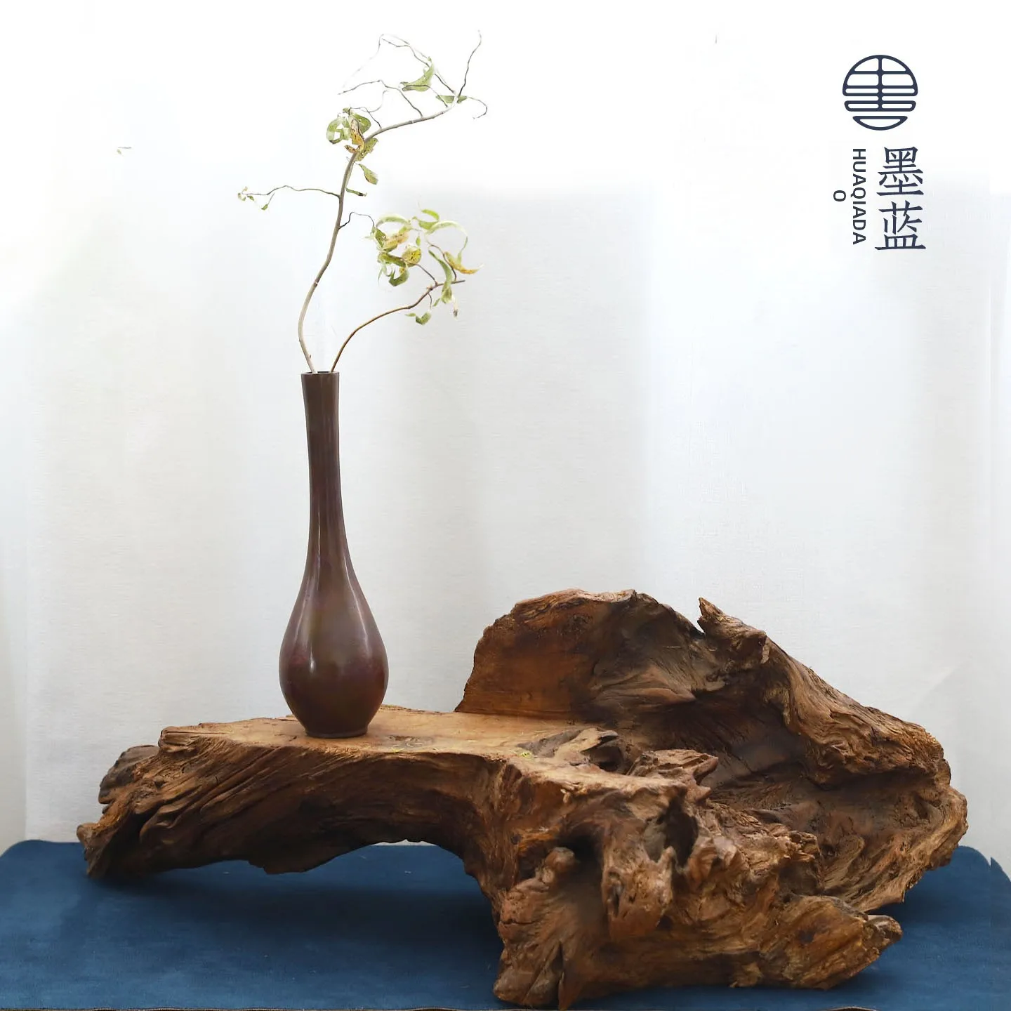 Деревянная подставка-основание для украшений из состаренного древесного корня, декоративный элемент для чайной церемонии и гостиной
Деревянная подставка-основание для украшений из состаренного древесного корня, декоративный элемент для чайной церемонии и гостиной