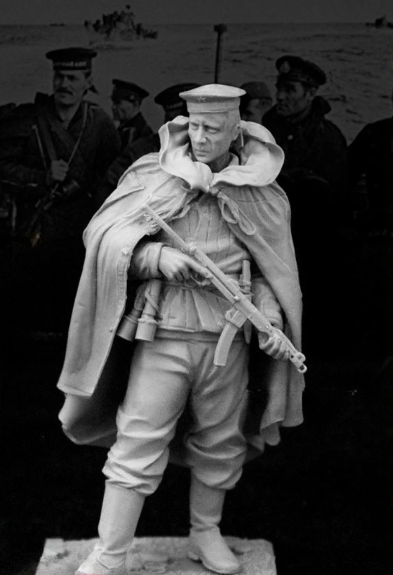 1/24 Scale Die-Cast Resin Figure Model Kit WWII Soviet Marine Soldier Hobby Miniature Toys Unassembled and Unpainted DIY Diorama
1/24 Scale Die-Cast Resin Figure Model Kit WWII Soviet Marine Soldier Hobby Miniature Toys Unassembled and Unpainted DIY Diorama