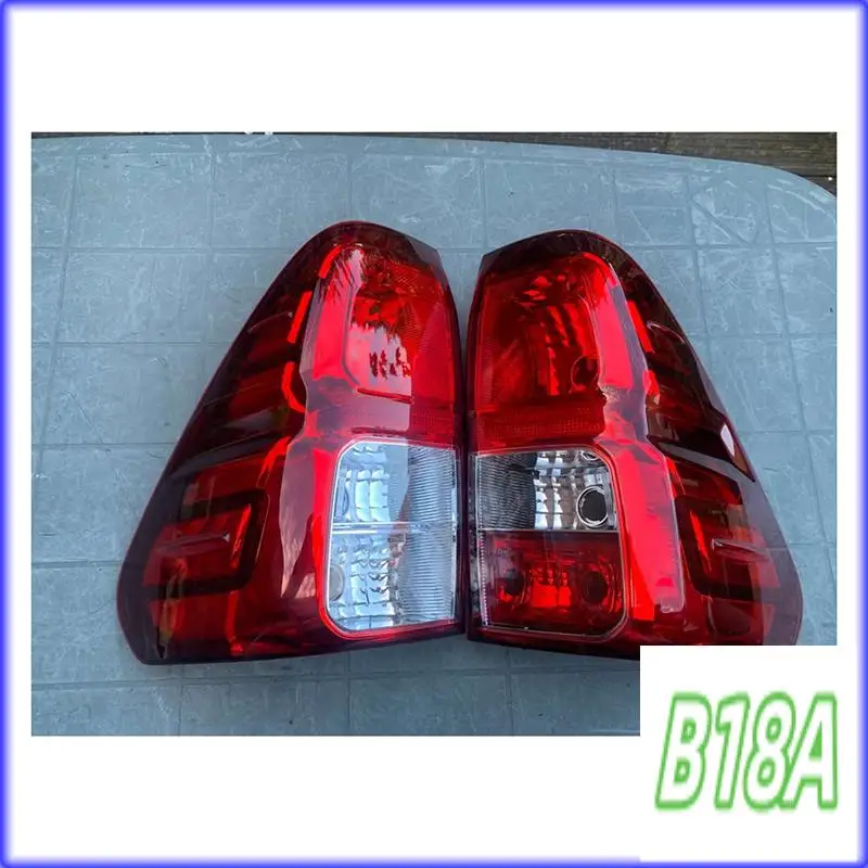 H5-Car Combination Tail Light For Toyota HILUX 2015-2019 Brake Light Turn Signal Light
H5-Car Combination Tail Light For Toyota HILUX 2015-2019 Brake Light Turn Signal Light