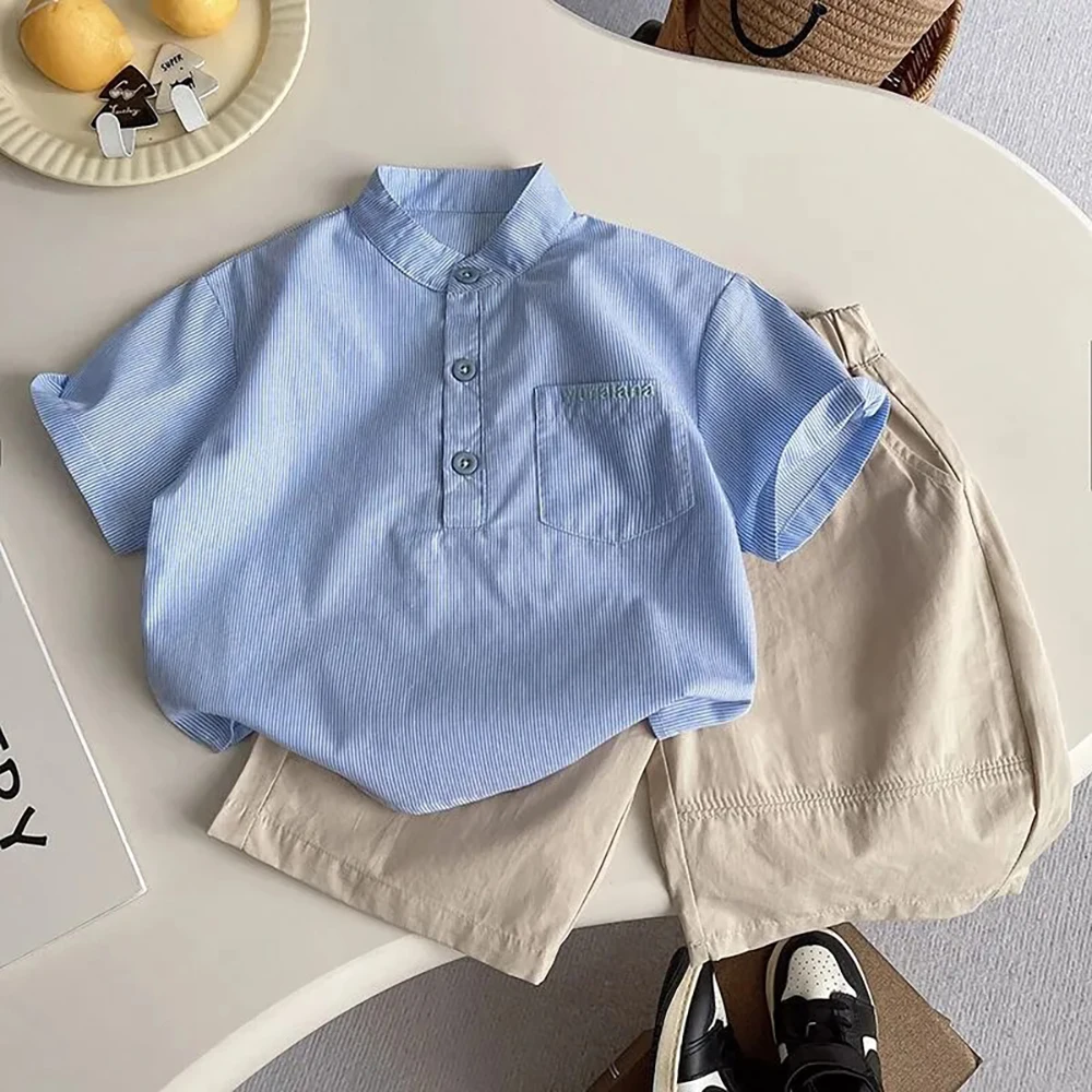Blue Striped Short Sleeve Boys Shirt+Shorts 2Pcs Summer Children Casual Clothes Set Stand Collar T-shirt Loose Pants Kids Outfit
Blue Striped Short Sleeve Boys Shirt+Shorts 2Pcs Summer Children Casual Clothes Set Stand Collar T-shirt Loose Pants Kids Outfit