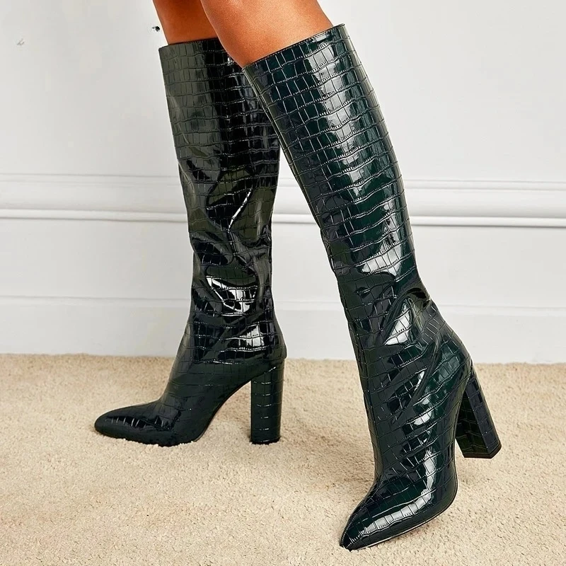 New Fashion Women's Boots Solid Color Snake Pattern Women Knee-High Boots Pointed Toe Winter Ladies Long Booties Handmade Shoes
New Fashion Women's Boots Solid Color Snake Pattern Women Knee-High Boots Pointed Toe Winter Ladies Long Booties Handmade Shoes