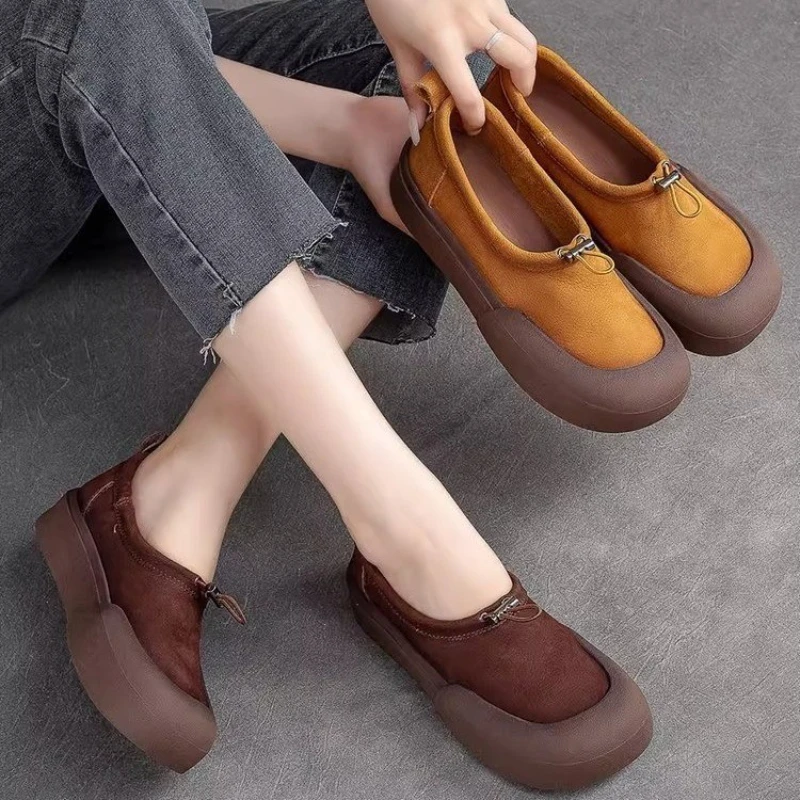 Platform Shoes for Women Retro Leather Round Shoes Women Comfortable Soft Soles Shoes Slip-on Flats Breathable Female Footwear
Platform Shoes for Women Retro Leather Round Shoes Women Comfortable Soft Soles Shoes Slip-on Flats Breathable Female Footwear