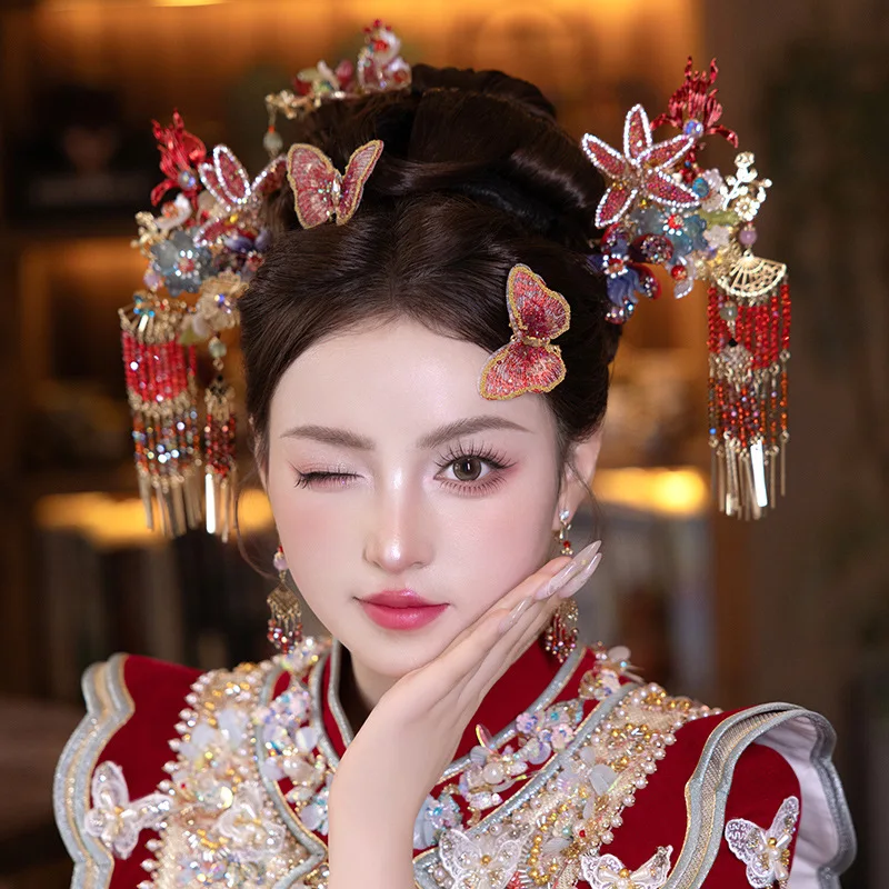Red Wild New Chinese Xiuhe Headdress Fan Hairpin Age-Reducing Hanfu Morning Gowns Cheongsam Hair Accessories
Red Wild New Chinese Xiuhe Headdress Fan Hairpin Age-Reducing Hanfu Morning Gowns Cheongsam Hair Accessories