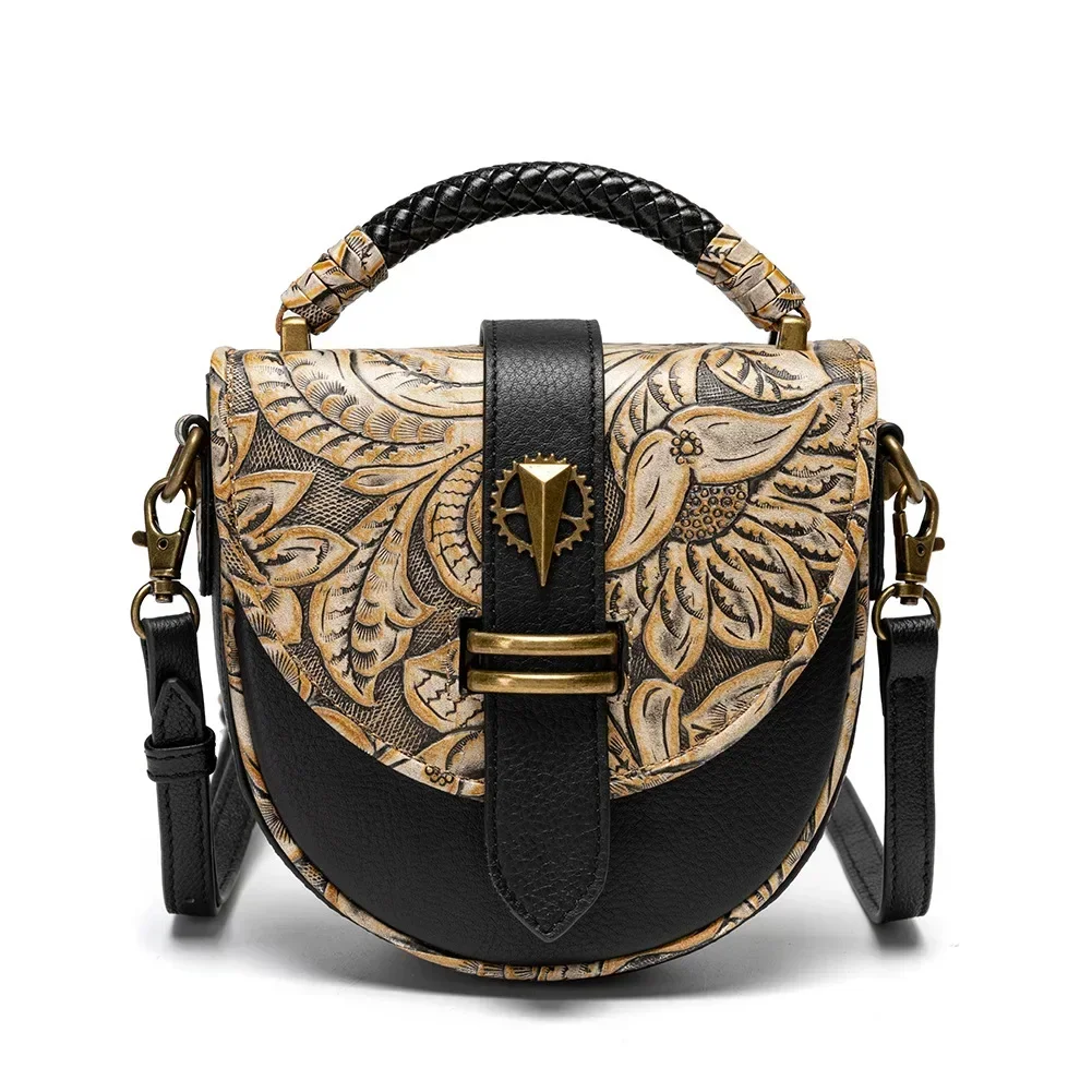 European and American retro mobile phone bag, niche design leather women's shoulder oblique span bag, embossed handbag
European and American retro mobile phone bag, niche design leather women's shoulder oblique span bag, embossed handbag