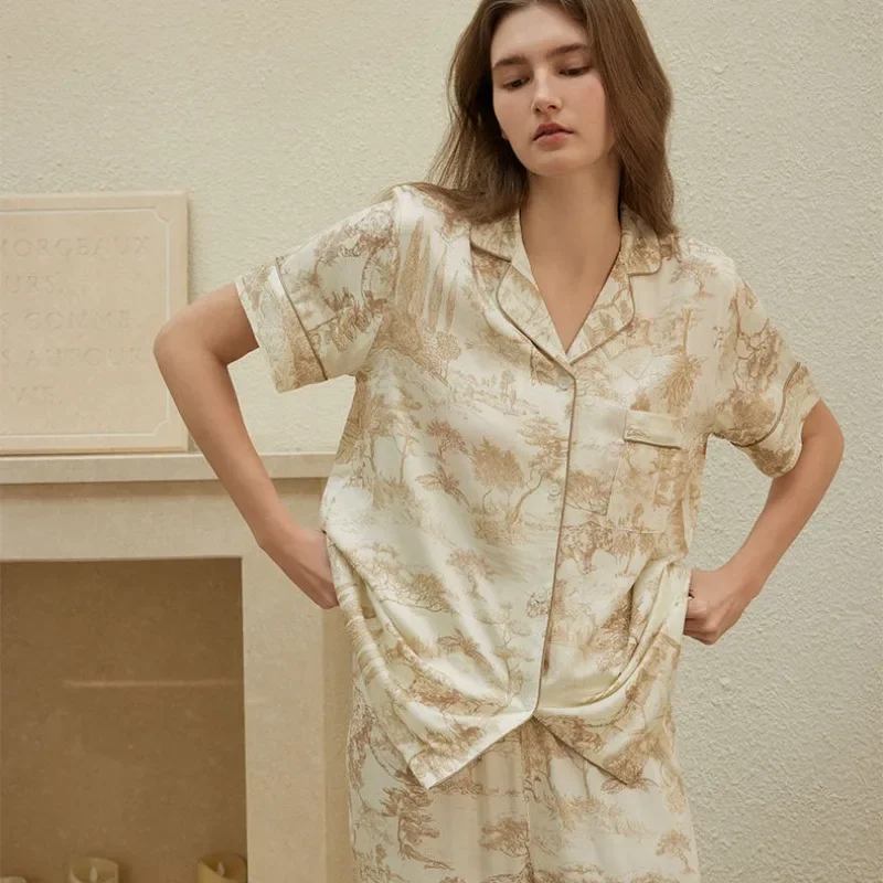Light Caramel Color Mori Mystery Pajamas for Women Short-sleeved Printing Pocket Loungewear Viscose Leisure Loose Sleepwear
Light Caramel Color Mori Mystery Pajamas for Women Short-sleeved Printing Pocket Loungewear Viscose Leisure Loose Sleepwear