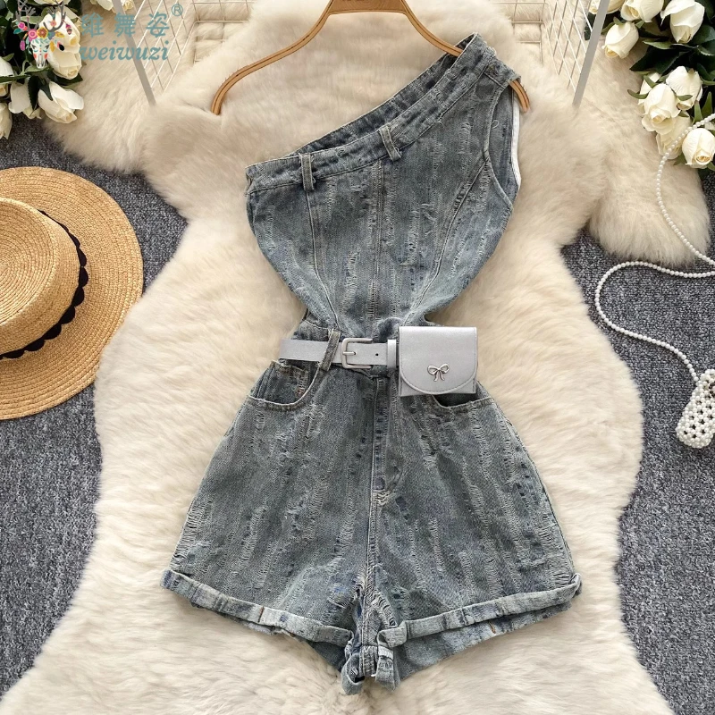 Sleeveless Denim Jumpsuit Women's Summer Fashion Retro Mini Denim Shorts Belt Diagonal Shoulder Jumpsuit Sexy Curly Loose Shorts
Sleeveless Denim Jumpsuit Women's Summer Fashion Retro Mini Denim Shorts Belt Diagonal Shoulder Jumpsuit Sexy Curly Loose Shorts