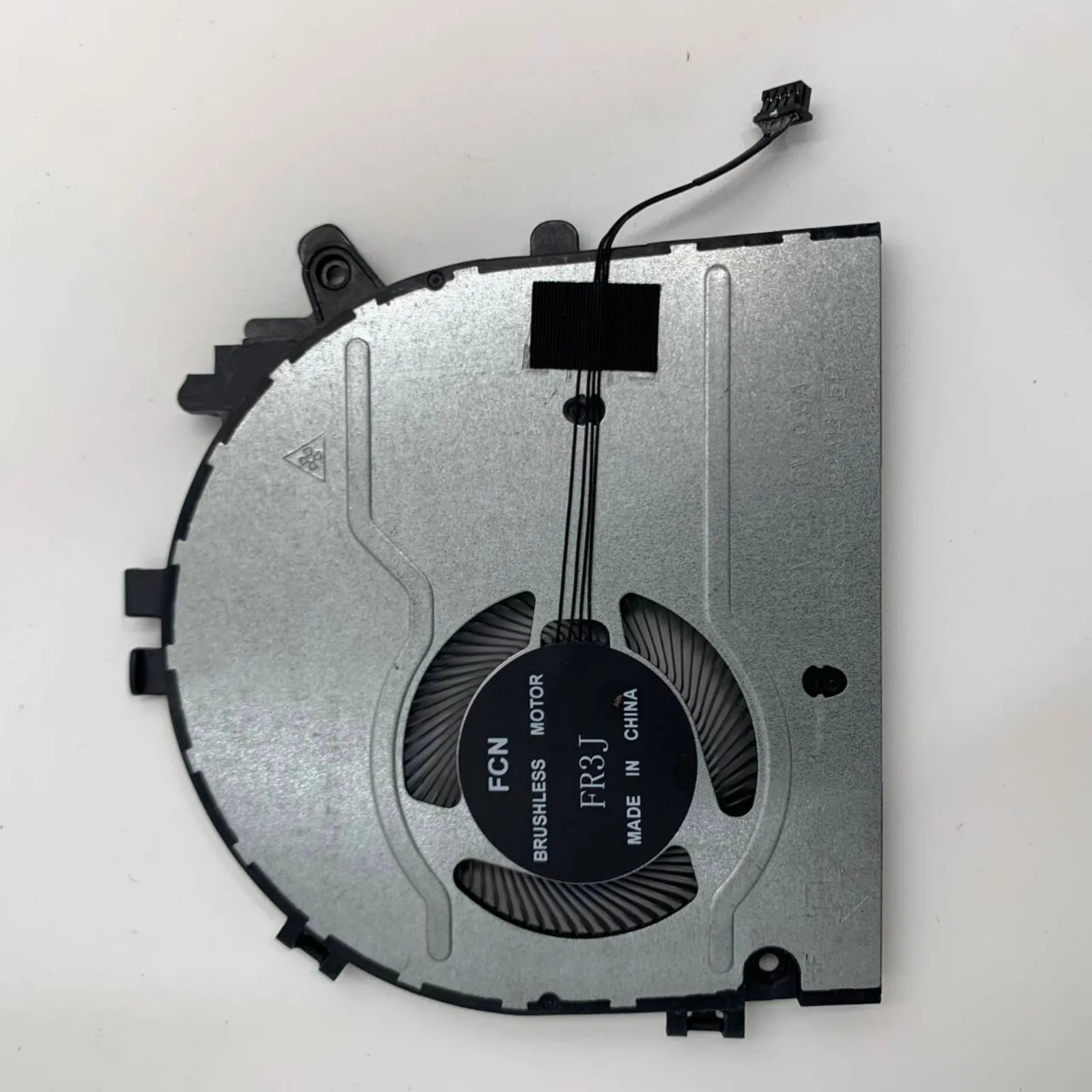 Laptop CPU Cooling Fan for Lenovo Ideapad 1-14AMN7 1-15ADA7 1-15AMN7 82R0 82R1
Laptop CPU Cooling Fan for Lenovo Ideapad 1-14AMN7 1-15ADA7 1-15AMN7 82R0 82R1