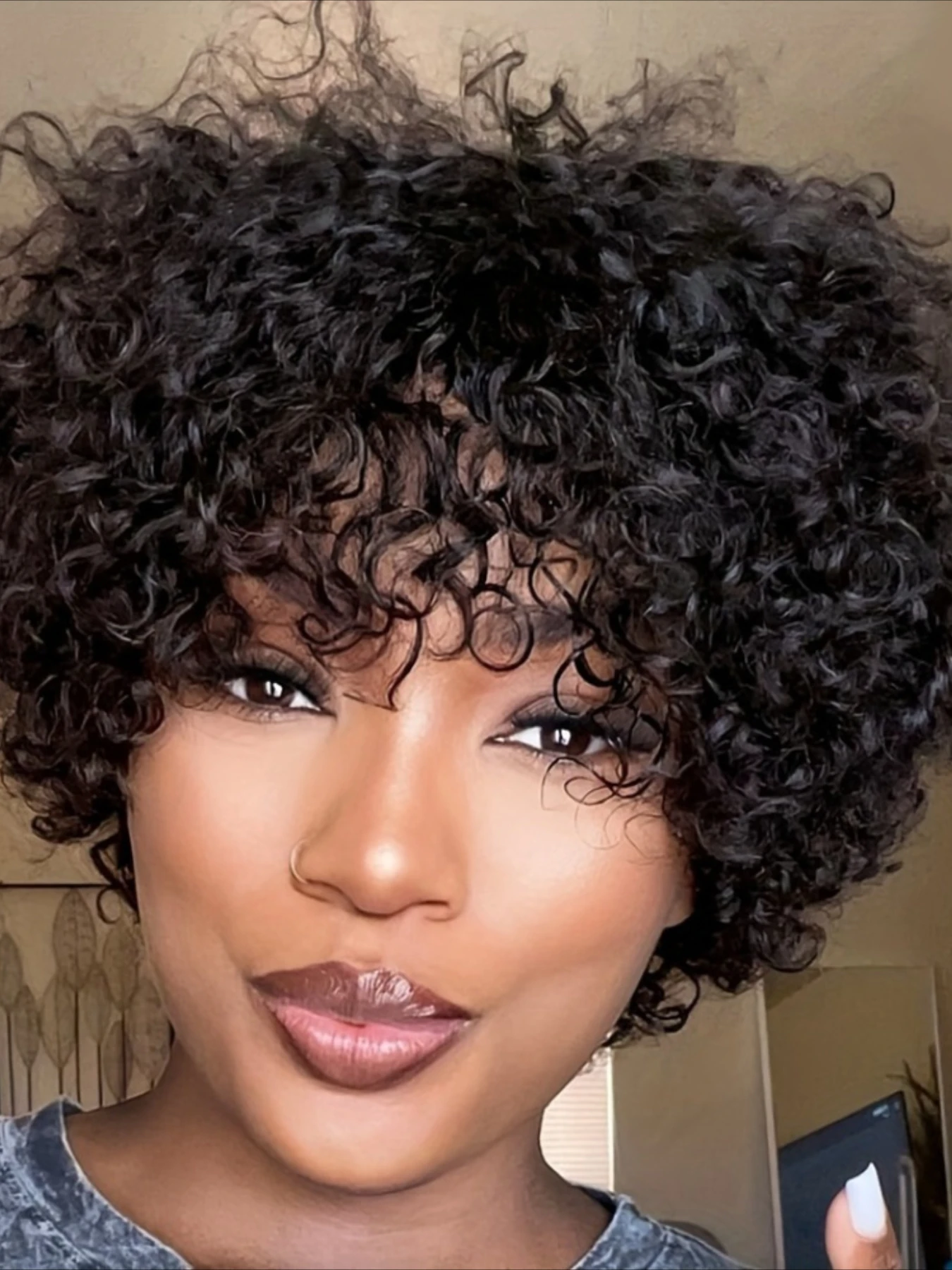 Парик из натуральных волос с афро-волнистыми кудрями, 150% плотность, 6 дюймов, стрижка пикси, полностью машинной работы, для женщин
Парик из натуральных волос с афро-волнистыми кудрями, 150% плотность, 6 дюймов, стрижка пикси, полностью машинной работы, для женщин