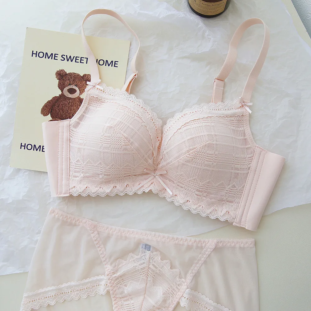 French Style Thin Cup Lingerie Set, Sheer Lace Wireless Push-Up Bra for Small Bust, Modal Fabric
French Style Thin Cup Lingerie Set, Sheer Lace Wireless Push-Up Bra for Small Bust, Modal Fabric