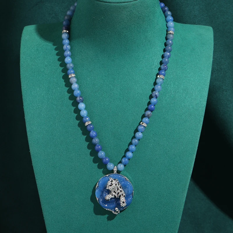 Vintage Blue Natural Stones Necklace Beads Pendent Rhinestone Leopard Ladies High Quality Jewelry Luxury Brand Designer Birthday
Vintage Blue Natural Stones Necklace Beads Pendent Rhinestone Leopard Ladies High Quality Jewelry Luxury Brand Designer Birthday