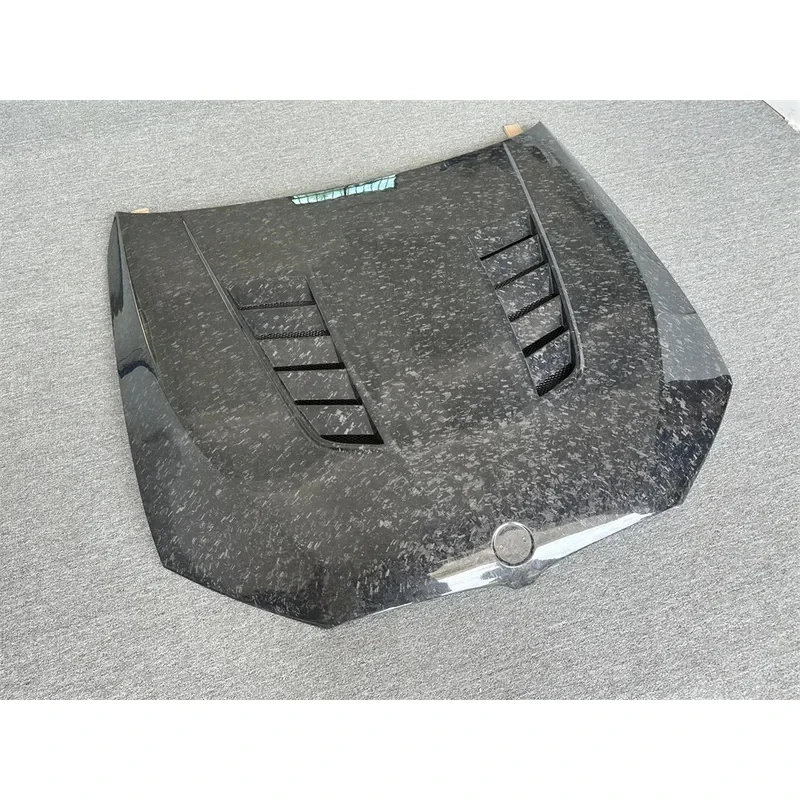 Forged Carbon Fiber Front Engine Hood Luxury Sedan High Strength Lightweight Sport Style Easy Installation Factory Direct
Forged Carbon Fiber Front Engine Hood Luxury Sedan High Strength Lightweight Sport Style Easy Installation Factory Direct
