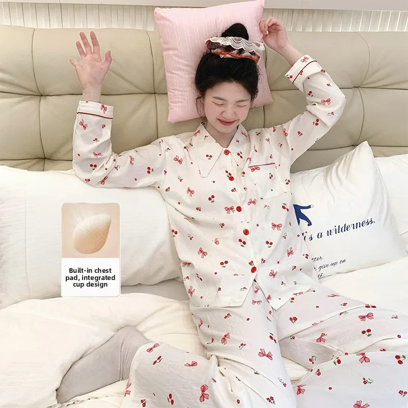 Spring Autumn Cherry Blossom Cloud Cotton Long Sleeve Sleepwear Set with Chest Pad Girl's Loose Fit Home Clothes Ensemble
Spring Autumn Cherry Blossom Cloud Cotton Long Sleeve Sleepwear Set with Chest Pad Girl's Loose Fit Home Clothes Ensemble