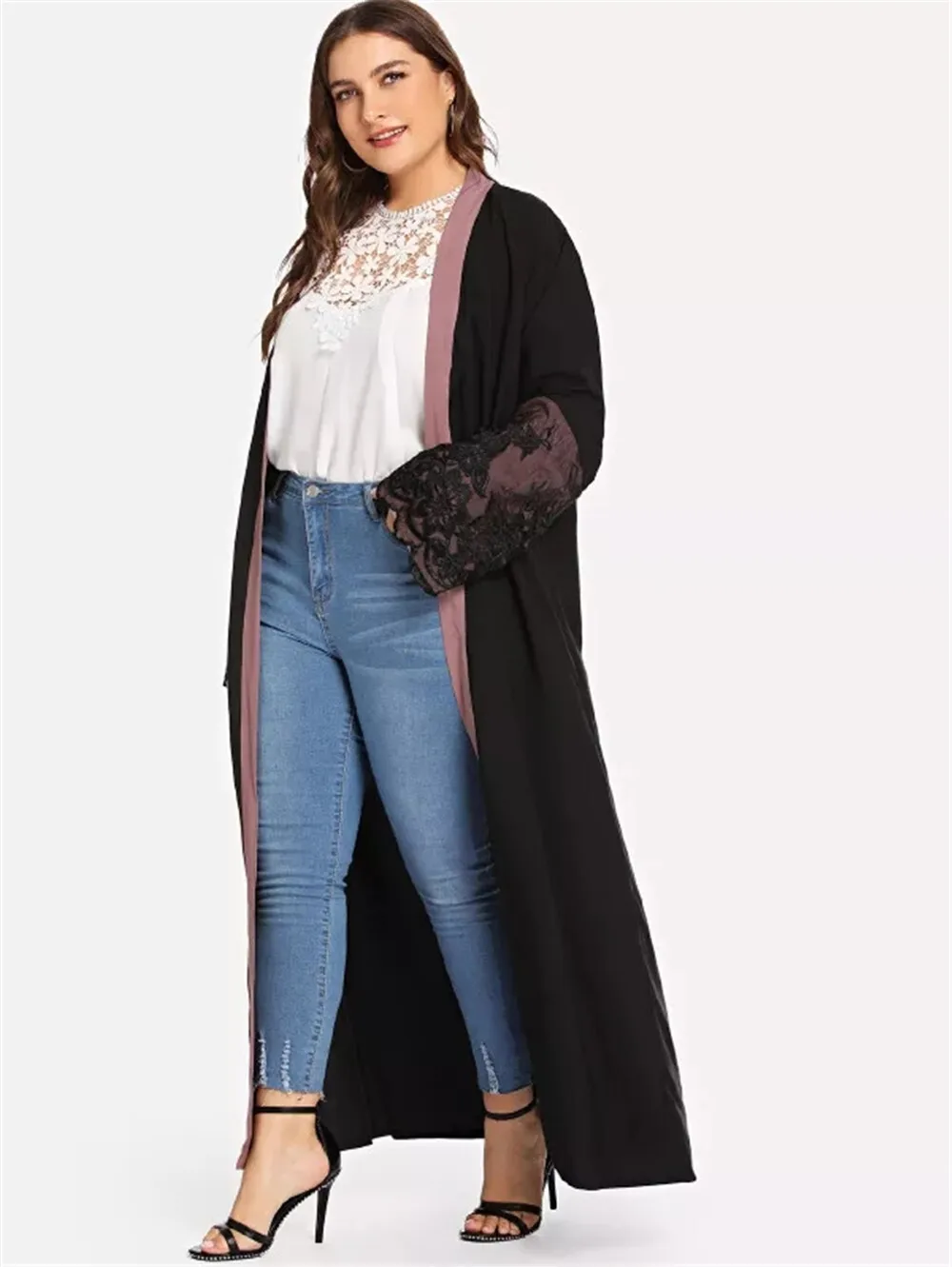 Large Women's Fashion Stitching Mulism Abaya Embroidered Cardigan 1589 Long Dress Robe Abaya Ramadan Dubai Luxury Islam Elegant
Large Women's Fashion Stitching Mulism Abaya Embroidered Cardigan 1589 Long Dress Robe Abaya Ramadan Dubai Luxury Islam Elegant