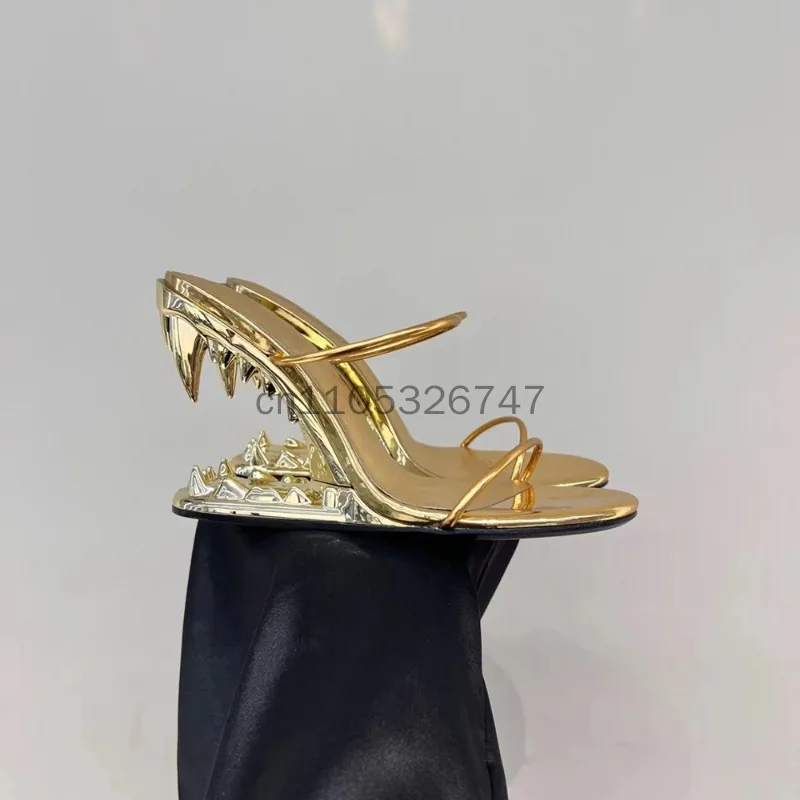 2026 New Round Toe, Metal Toothed High-heeled Slippers with Exposed Toes, Hollowed Out Irregular Heels, Plus Size Women's Shoes
2026 New Round Toe, Metal Toothed High-heeled Slippers with Exposed Toes, Hollowed Out Irregular Heels, Plus Size Women's Shoes