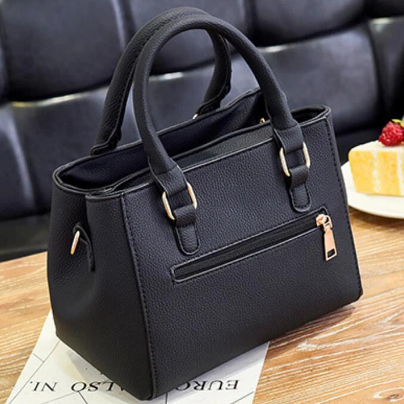 PU Leather Ladies HandBags Women Vintage Purse Plush Tassel Messenger Bags Tote Boston Shoulder Crossbody Bag
PU Leather Ladies HandBags Women Vintage Purse Plush Tassel Messenger Bags Tote Boston Shoulder Crossbody Bag