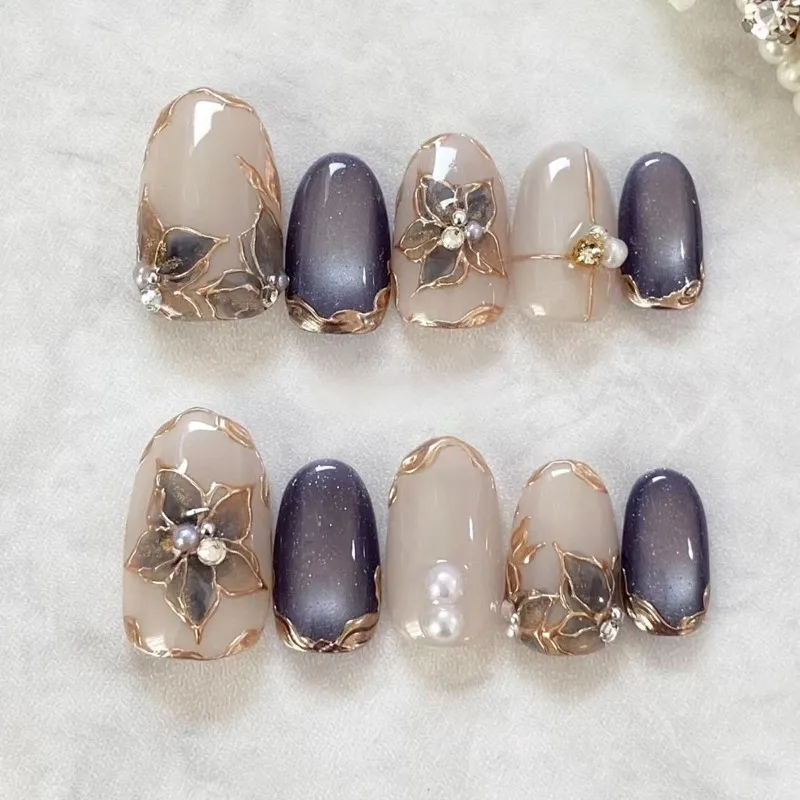 30Pcs False Nails Cat-Eye Design with Gold Accents Smoky Purple Gradient and Floral Patterns Press-On Nails—Perfect for Girls
30Pcs False Nails Cat-Eye Design with Gold Accents Smoky Purple Gradient and Floral Patterns Press-On Nails—Perfect for Girls