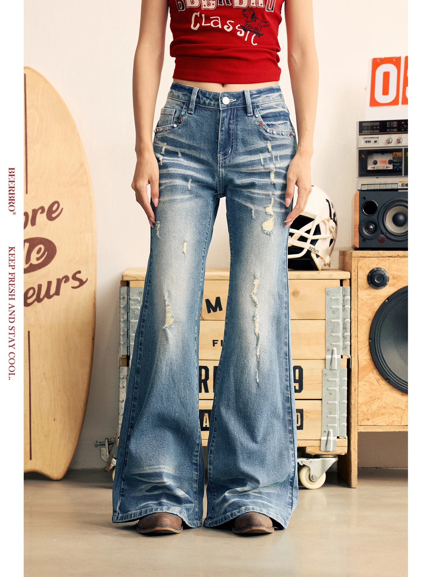 BeerBro Heavy Du Waed Rhinestone Rivet Slim Fit Micro Flared Jeans Music Festival Celebration Low Waist Cotton Denim
BeerBro Heavy Du Waed Rhinestone Rivet Slim Fit Micro Flared Jeans Music Festival Celebration Low Waist Cotton Denim