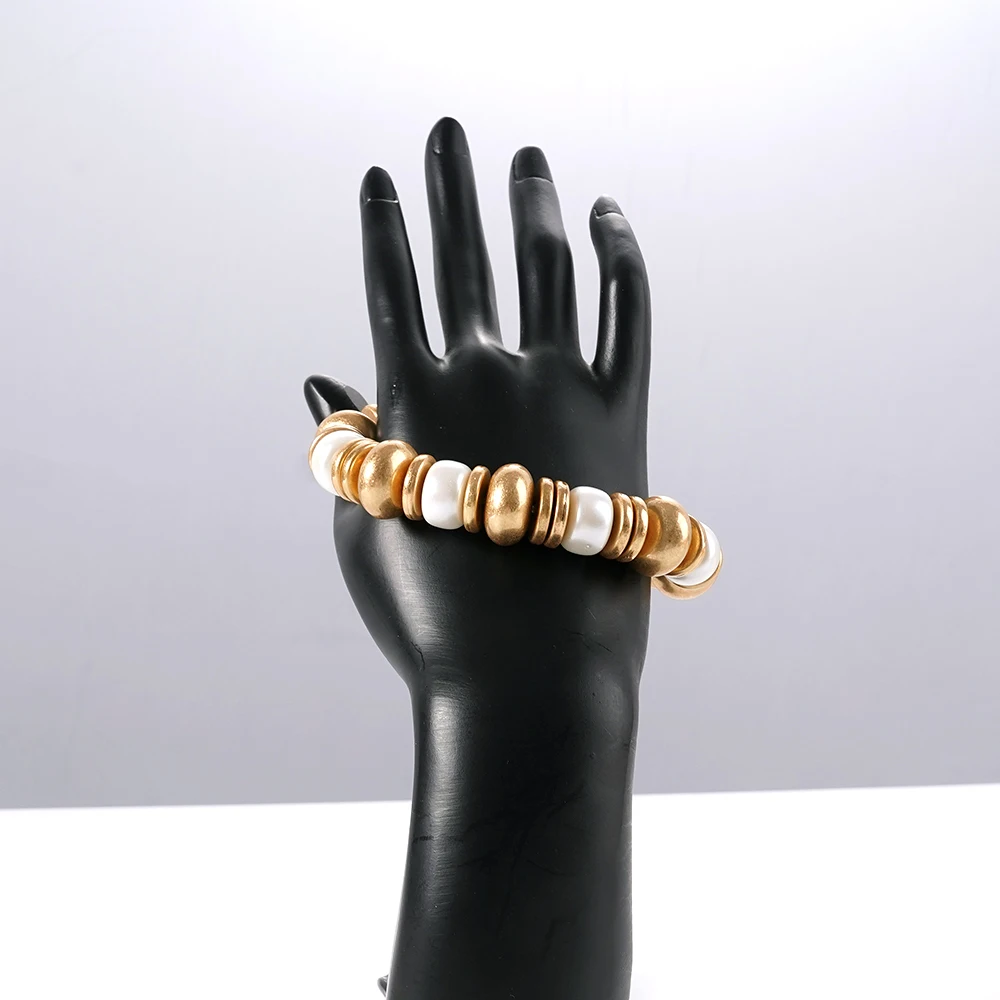 Bohemian Fashion Retro Round Gold Metal And Pearl Bracelet Women's Elastic Jewelry Spring And Summer Travel Matching
Bohemian Fashion Retro Round Gold Metal And Pearl Bracelet Women's Elastic Jewelry Spring And Summer Travel Matching