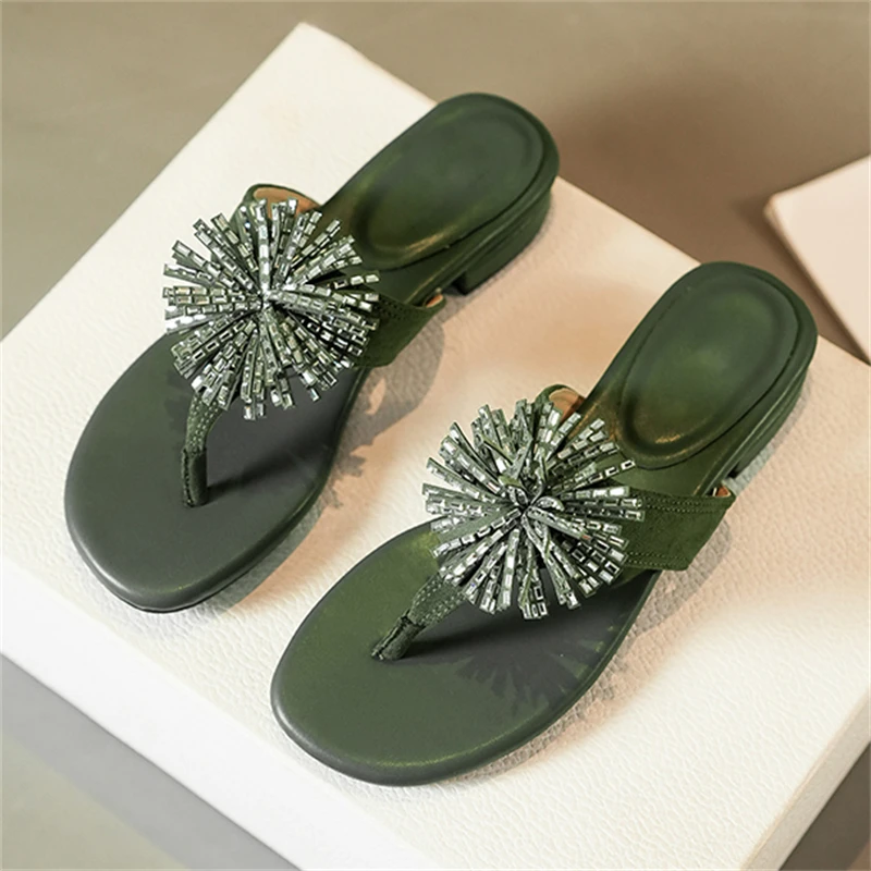 Eilyken New Fashion Crystal Tassel Flower Clip Toe Women Slippers Summer Elegant Square Low Heels Daily Dress Shoes
Eilyken New Fashion Crystal Tassel Flower Clip Toe Women Slippers Summer Elegant Square Low Heels Daily Dress Shoes