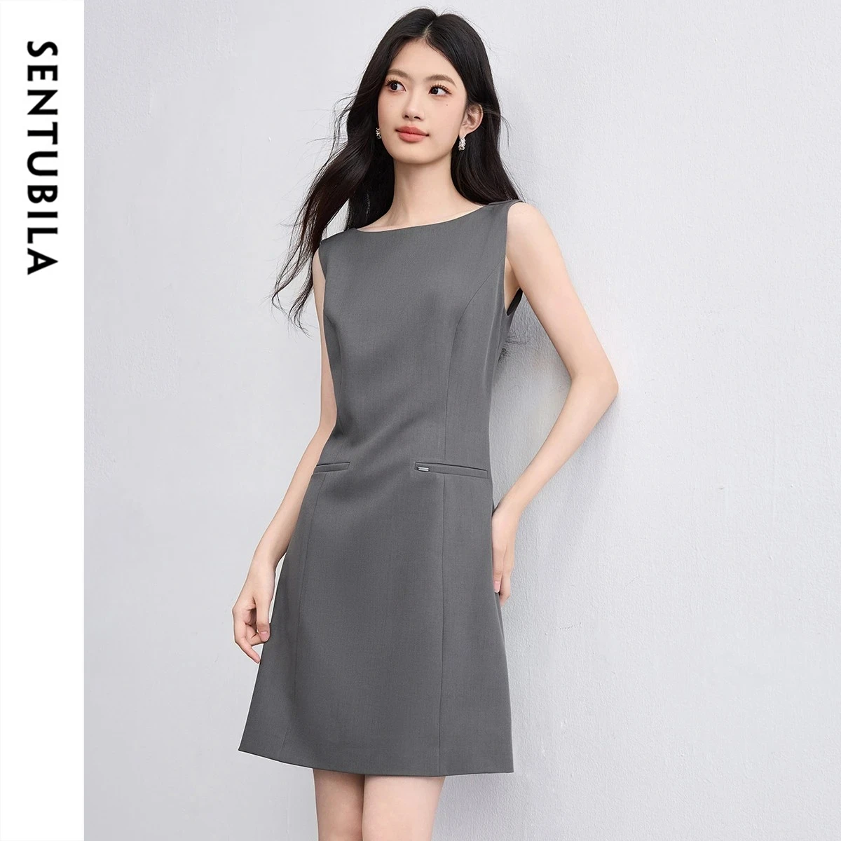 SENTUBILA Women's Office Commute Mini Dress 2026 Summer Dark Grey Solid Color Crew Neck Sleeveless Slim A Line Dress 152L80072
SENTUBILA Women's Office Commute Mini Dress 2026 Summer Dark Grey Solid Color Crew Neck Sleeveless Slim A Line Dress 152L80072