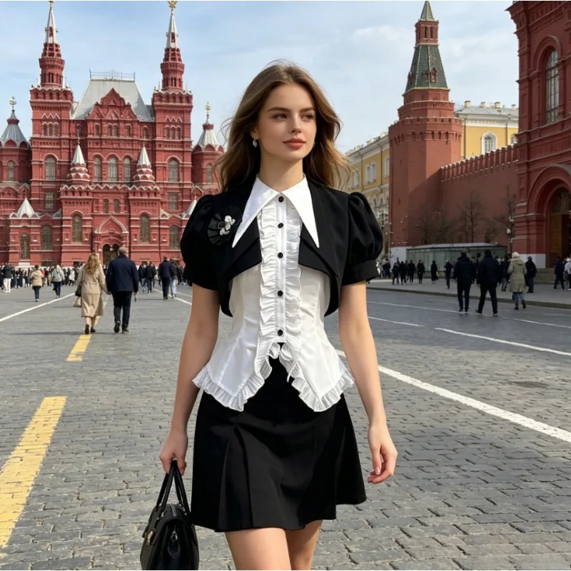 Original Lolita Bubble Short-Sleeve Top Japanese Gothic Style 2026 New Versatile Sweet Black Outerwear Short Coat for Women
Original Lolita Bubble Short-Sleeve Top Japanese Gothic Style 2026 New Versatile Sweet Black Outerwear Short Coat for Women
