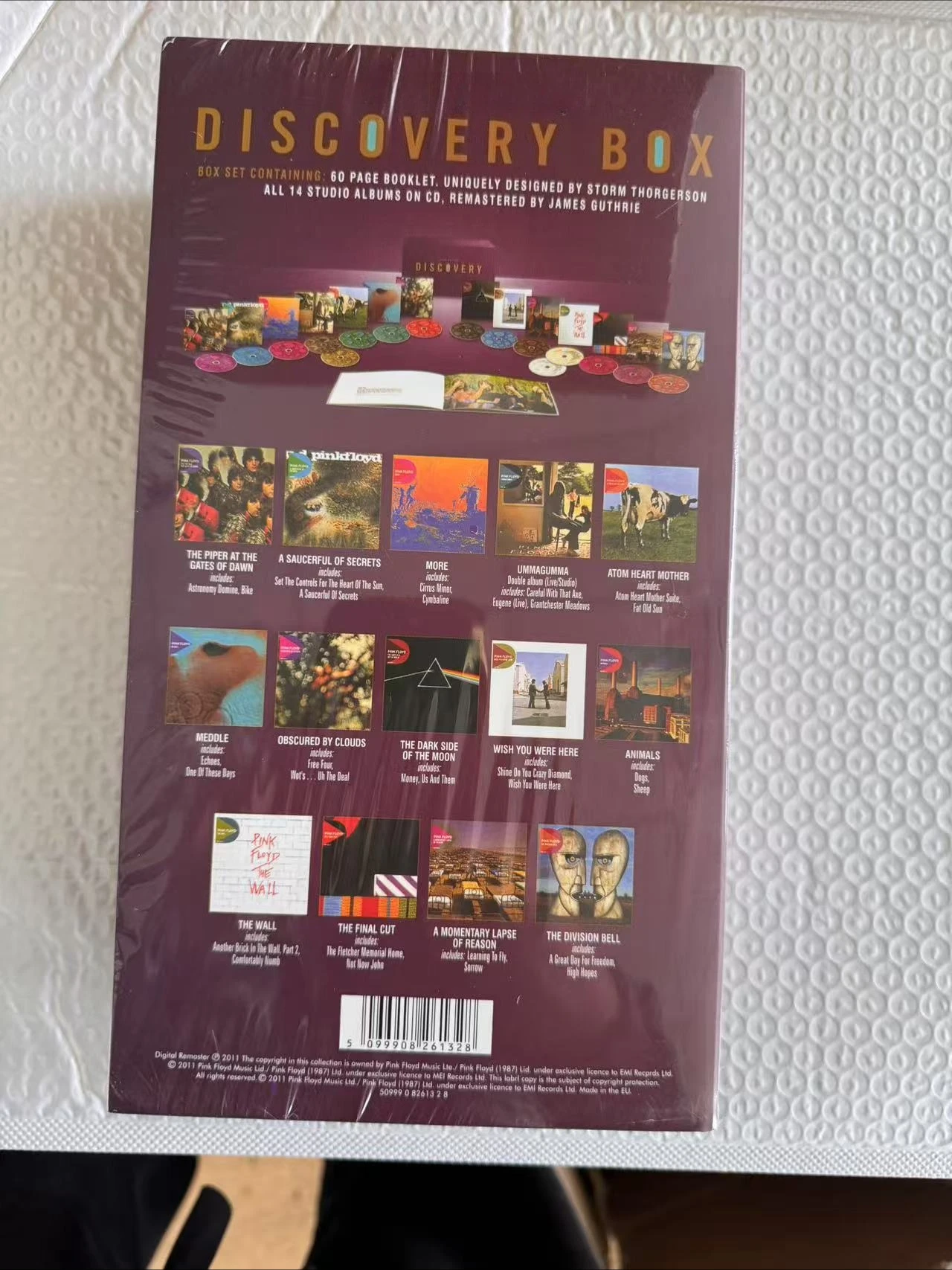 New Edition Suit The Tea Set Discovery 16CD Collector's Edition
New Edition Suit The Tea Set Discovery 16CD Collector's Edition