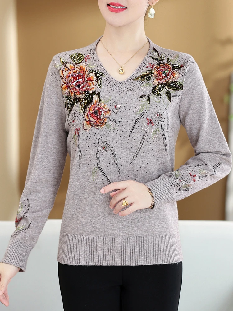Embroidery Sweater Women Spring Korean Fashion V Neck Pullover Femme Women Clothing Causal Long Sleeve Sweaters
Embroidery Sweater Women Spring Korean Fashion V Neck Pullover Femme Women Clothing Causal Long Sleeve Sweaters