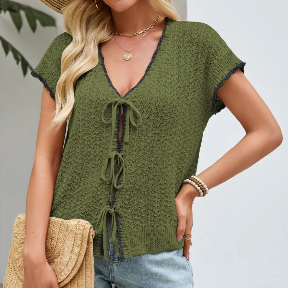 Color Block V-neck Lace-up Short-sleeved Knitted Top Summer Women's New Sexy Midriff-baring Cardigan Top Кардиган Женский
Color Block V-neck Lace-up Short-sleeved Knitted Top Summer Women's New Sexy Midriff-baring Cardigan Top Кардиган Женский