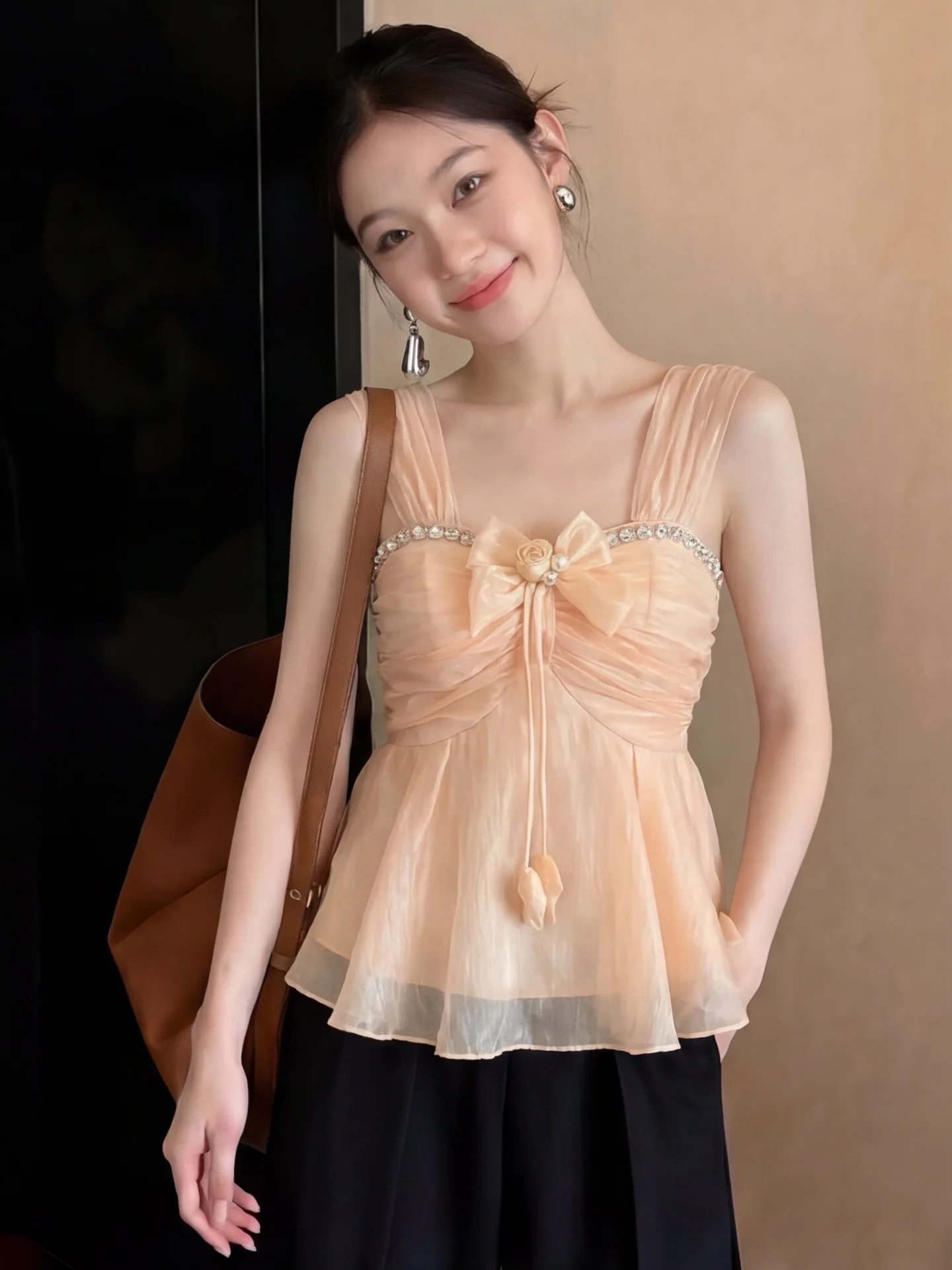 Light Orange Floral 3D Strapless Crop Top Women's Summer Style Slimming Short Shirt Sweet Atmosphere Lace Snowflake Design
Light Orange Floral 3D Strapless Crop Top Women's Summer Style Slimming Short Shirt Sweet Atmosphere Lace Snowflake Design