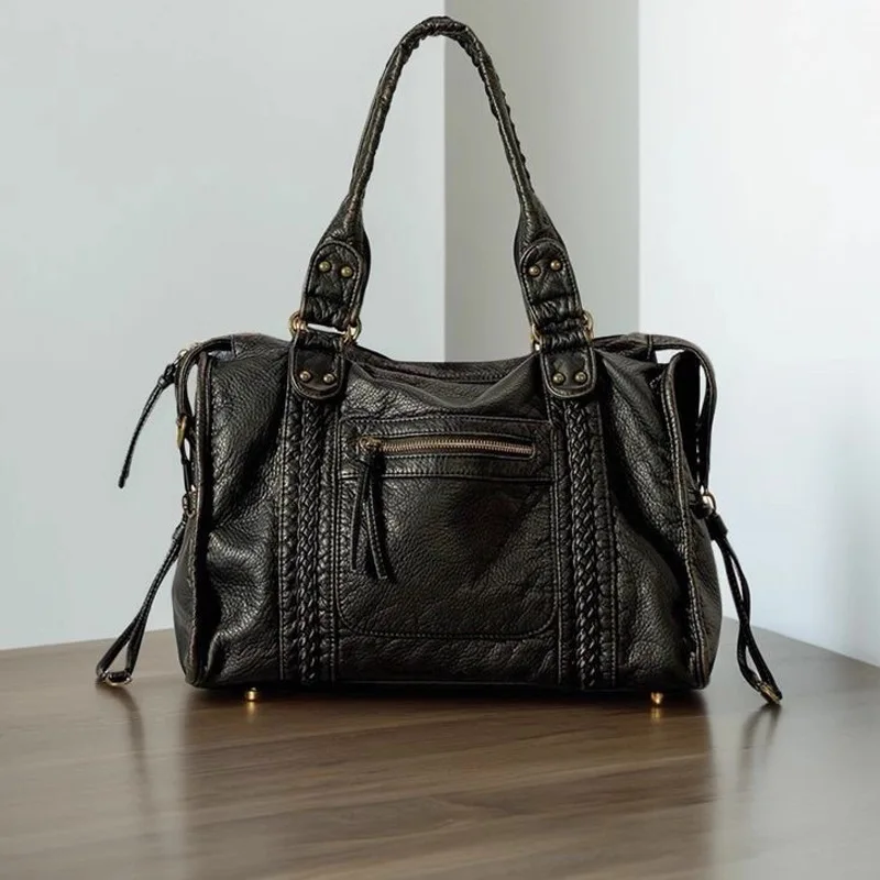 French retro motorcycle bag, single shoulder crossbody bag, tote bag, large bag for women, large capacity bag
French retro motorcycle bag, single shoulder crossbody bag, tote bag, large bag for women, large capacity bag
