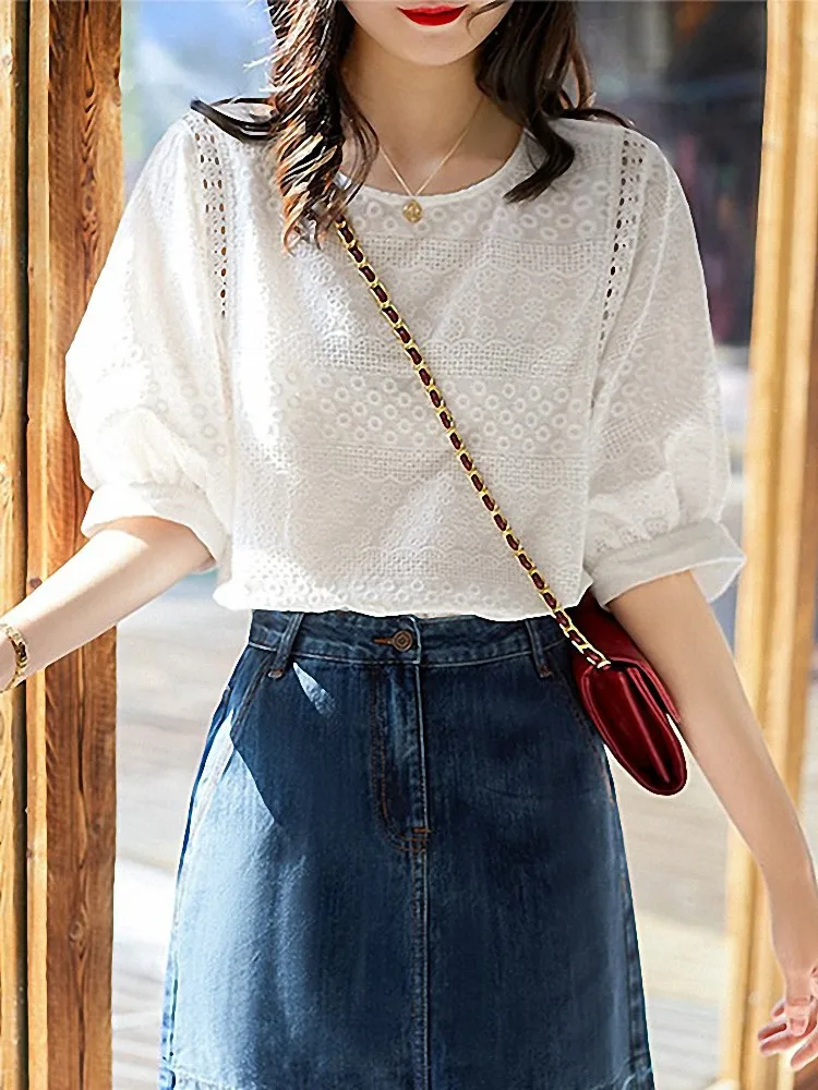 Ladies Pure Cotton Lace Embroidery Shirt Lantern Sleeve Hollow out Short Sleeve Trendy Top Korean Style Loose Fit round Neck
Ladies Pure Cotton Lace Embroidery Shirt Lantern Sleeve Hollow out Short Sleeve Trendy Top Korean Style Loose Fit round Neck