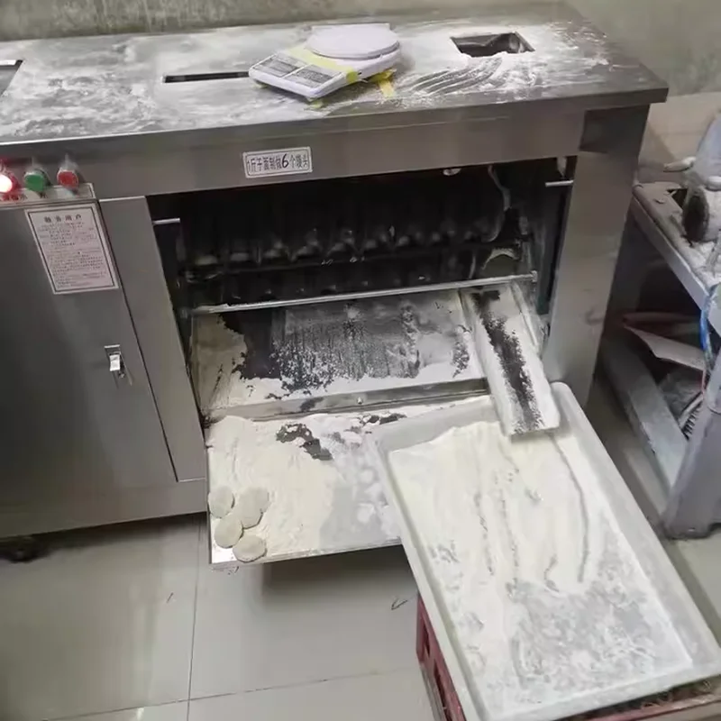 High Quality Small Bakery Dough Divider Rounder Cutting Split Machines Machine
High Quality Small Bakery Dough Divider Rounder Cutting Split Machines Machine