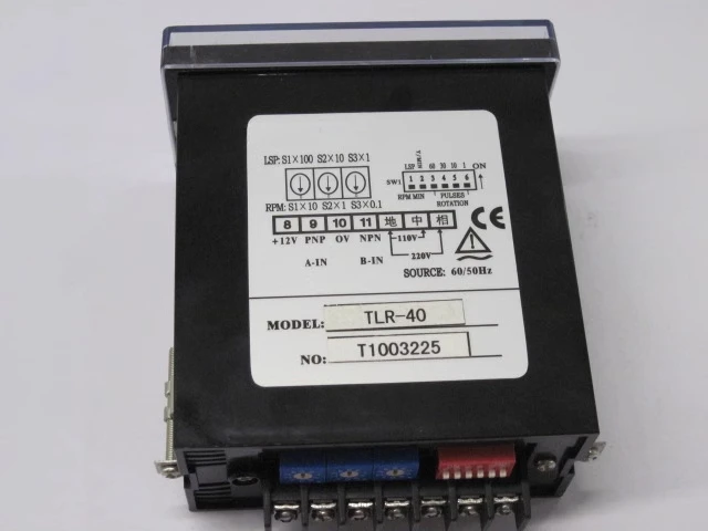 Скорость, линейный спидометр TLR-40
Скорость, линейный спидометр TLR-40