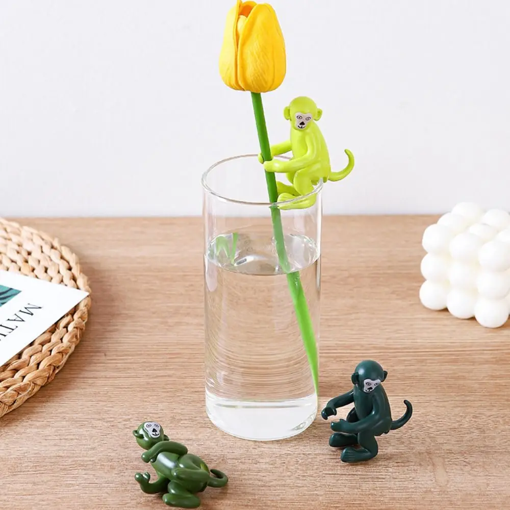 Anti Fall Monkey Plant Stand Hanging Cartoon Monkey Flower Pot Hugger Silicone Cute Plant Climbing Plant Supports Garden
Anti Fall Monkey Plant Stand Hanging Cartoon Monkey Flower Pot Hugger Silicone Cute Plant Climbing Plant Supports Garden