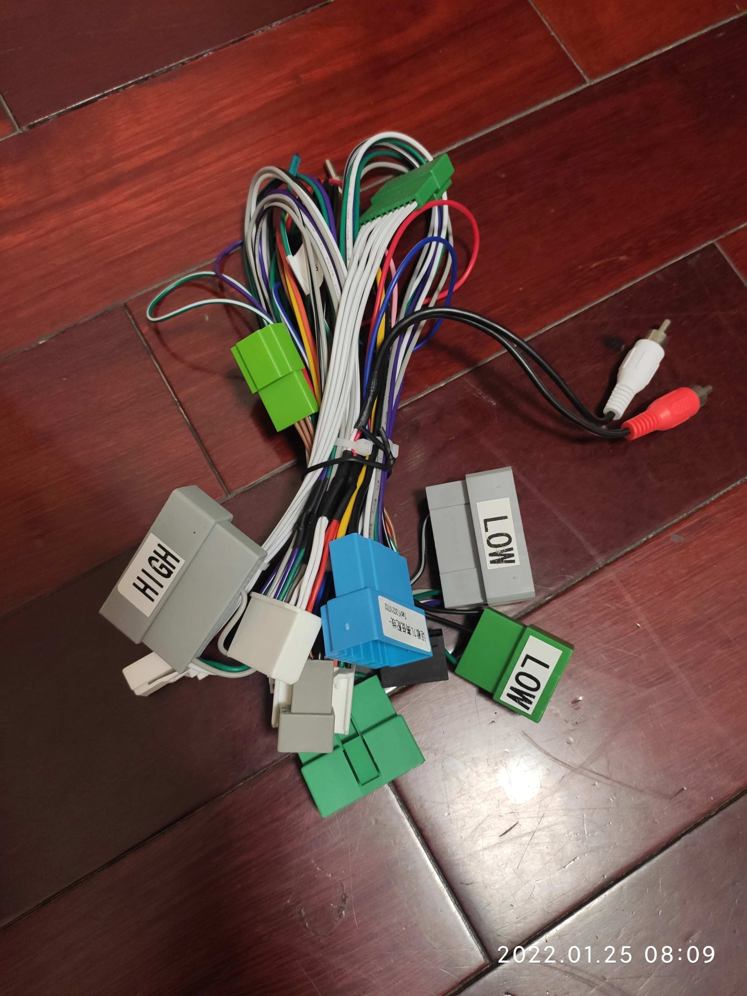 Универсальный 4-контактный и 6-контактный разъем USB-удлинительный кабель-адаптер для автомобильного радиоприемника Android, стерео
Универсальный 4-контактный и 6-контактный разъем USB-удлинительный кабель-адаптер для автомобильного радиоприемника Android, стерео