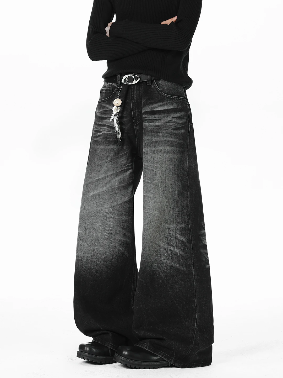 Винтажные широкие мужские джинсы с завышенной талией, повседневные длинные брюки в американском стиле ретро, осень-зима, модный бренд, джинсовая ткань с высокой талией
Винтажные широкие мужские джинсы с завышенной талией, повседневные длинные брюки в американском стиле ретро, осень-зима, модный бренд, джинсовая ткань с высокой талией