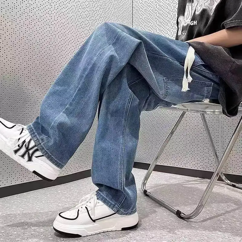 Мужские джинсы свободного кроя с прямыми штанинами, повседневные, с низкой посадкой, на шнурке, молодежные, студенческие, модные, брендовые, весенние, новые, универсальные, длинные.
Мужские джинсы свободного кроя с прямыми штанинами, повседневные, с низкой посадкой, на шнурке, молодежные, студенческие, модные, брендовые, весенние, новые, универсальные, длинные.