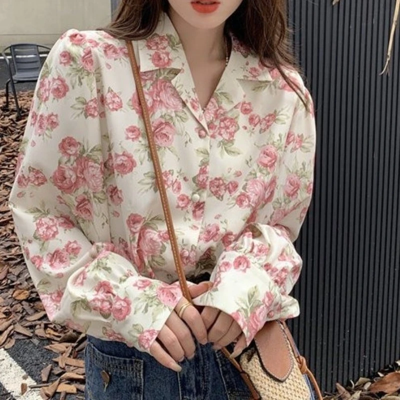 Retro floral shirt women's spring new suit collar rose sweet shirt design top
Retro floral shirt women's spring new suit collar rose sweet shirt design top