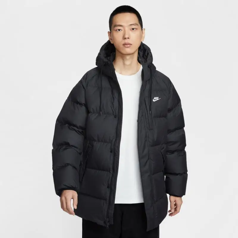 Мужской пуховик NIKE AS M NK TF CLUB PARKA 650 мм — средний размер IB2974-010
Мужской пуховик NIKE AS M NK TF CLUB PARKA 650 мм — средний размер IB2974-010