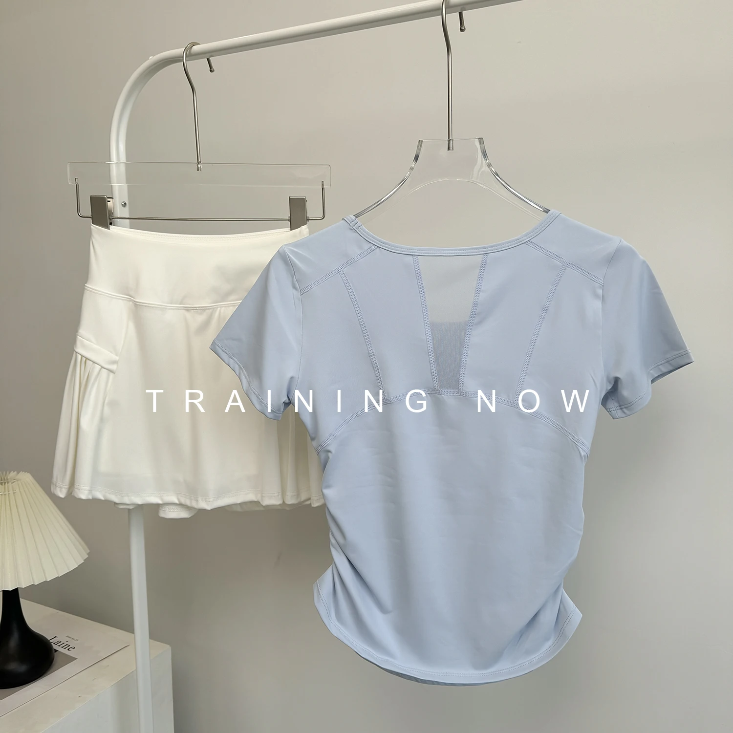 Badminton suit for women summer 2025 new professional gym sports skirt professional yoga tennis suit
Badminton suit for women summer 2025 new professional gym sports skirt professional yoga tennis suit