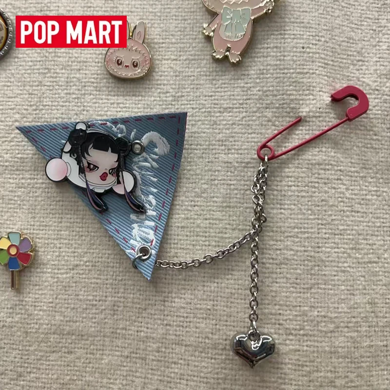 POP MART SKULLPANDA CHEERS TO MYSELF Series Badge Ornament Blind Box Mystery Box Doll Cute Anime Figure Guess Bag Toys Desktop
POP MART SKULLPANDA CHEERS TO MYSELF Series Badge Ornament Blind Box Mystery Box Doll Cute Anime Figure Guess Bag Toys Desktop