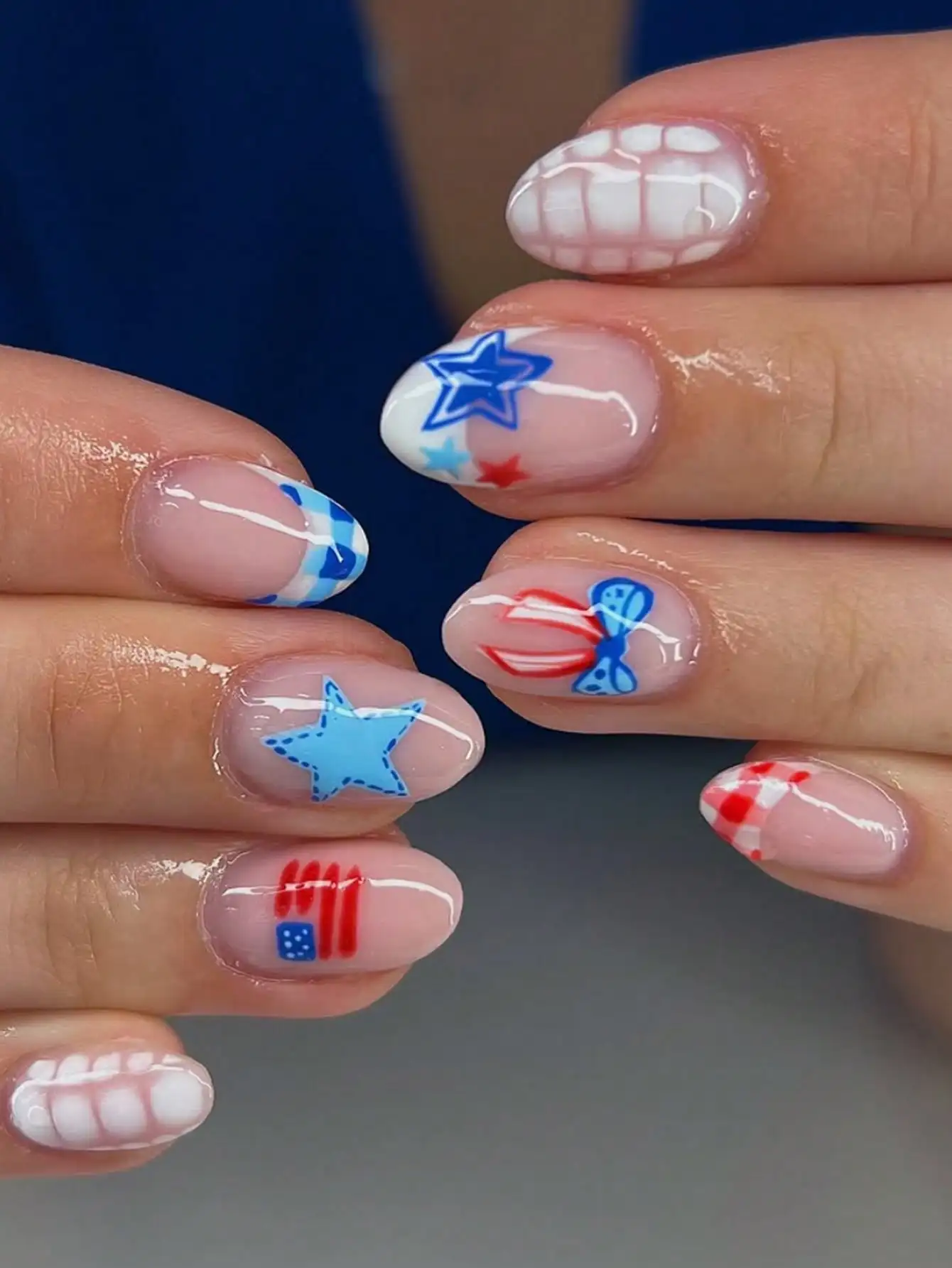 24pcs/Set Red, White, Blue Color Combination Patriotic Nail Stickers With Stars, Stripes, Plaid, Bow Patterns, Oval Short Nail Designs, Includes 1pc Gel Polish And 1pc Nail File, Suitable For Women And Girls For Daily, Party And Other Occasions
24pcs/Set Red, White, Blue Color Combination Patriotic Nail Stickers With Stars, Stripes, Plaid, Bow Patterns, Oval Short Nail Designs, Includes 1pc Gel Polish And 1pc Nail File, Suitable For Women And Girls For Daily, Party And Other Occasions