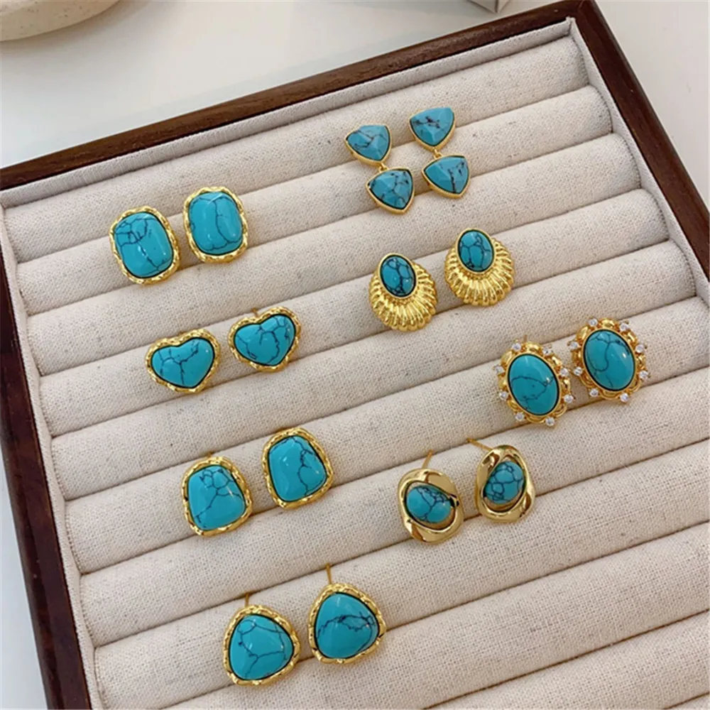 The New Geometric Retro Turquoise Earpiece Personality Is Suitable For Women To Wear Jewelry Accessories Gifts
The New Geometric Retro Turquoise Earpiece Personality Is Suitable For Women To Wear Jewelry Accessories Gifts