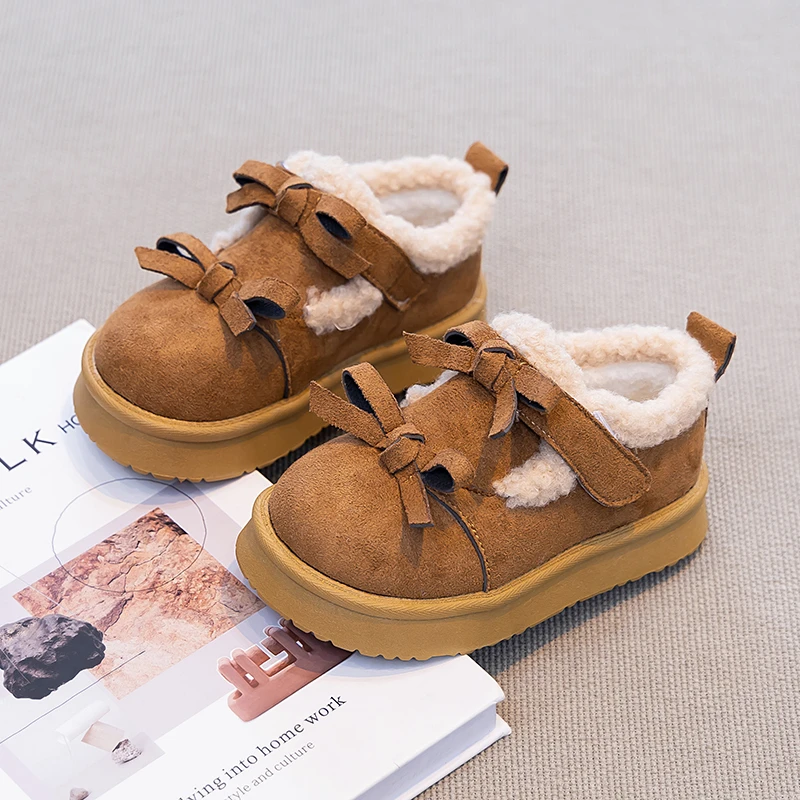 2025 Winter Children's Cotton Shoes Warm Furry Girls Fashion Plush Shoes Sweet Bowknot Outdoor Thick Bottom Kids Causal Shoes
2025 Winter Children's Cotton Shoes Warm Furry Girls Fashion Plush Shoes Sweet Bowknot Outdoor Thick Bottom Kids Causal Shoes