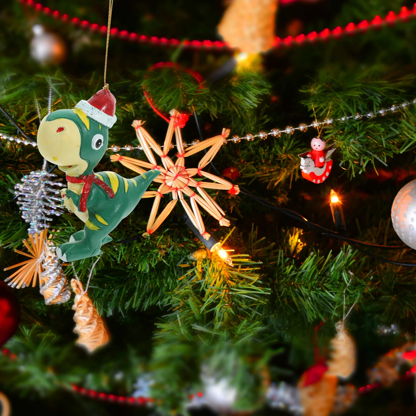 Dinosaur Pendant Tree Ornament Decorations Party Decorative Ornaments. Cartoon Home Wreath Hanging
Dinosaur Pendant Tree Ornament Decorations Party Decorative Ornaments. Cartoon Home Wreath Hanging