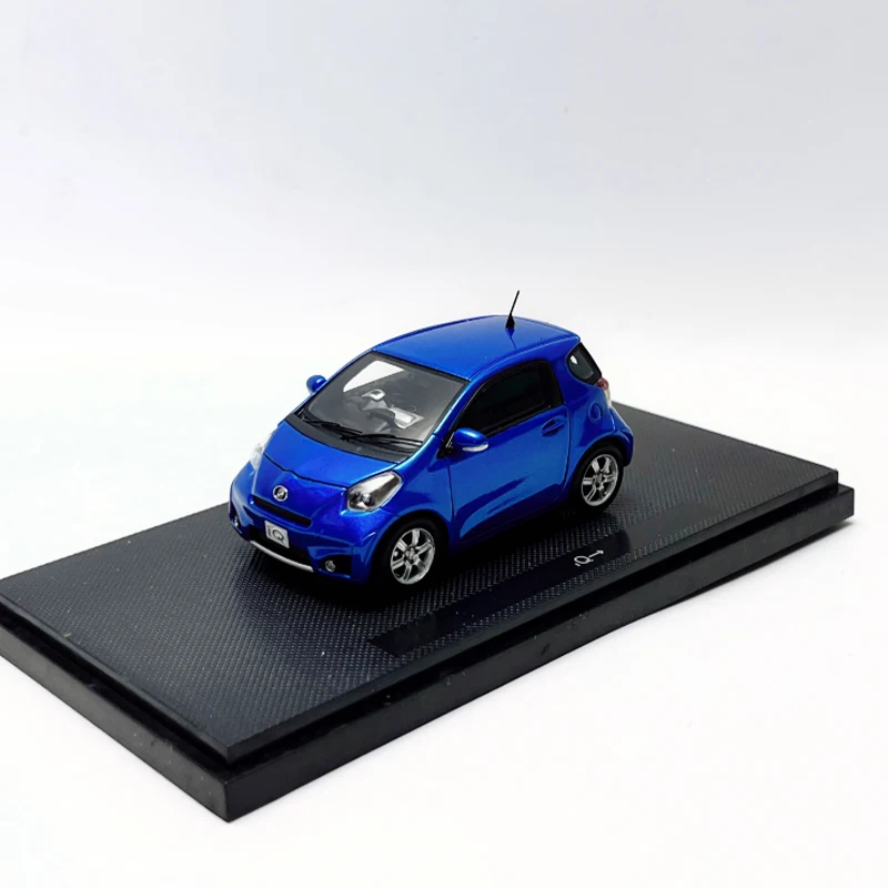 Diecast Original 1:43 Scale IQ Alloy Model Simulation Classic Decoration Hobbies Souvenirs Gifts Collection Static Display
Diecast Original 1:43 Scale IQ Alloy Model Simulation Classic Decoration Hobbies Souvenirs Gifts Collection Static Display