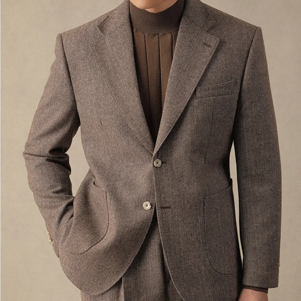 Итальянский стиль, смесь шерсти в елочку, однобортный костюм с зубчатыми лацканами, пиджак Homme, мужской стильный пиджак, пиджаки Para Hombre
Итальянский стиль, смесь шерсти в елочку, однобортный костюм с зубчатыми лацканами, пиджак Homme, мужской стильный пиджак, пиджаки Para Hombre